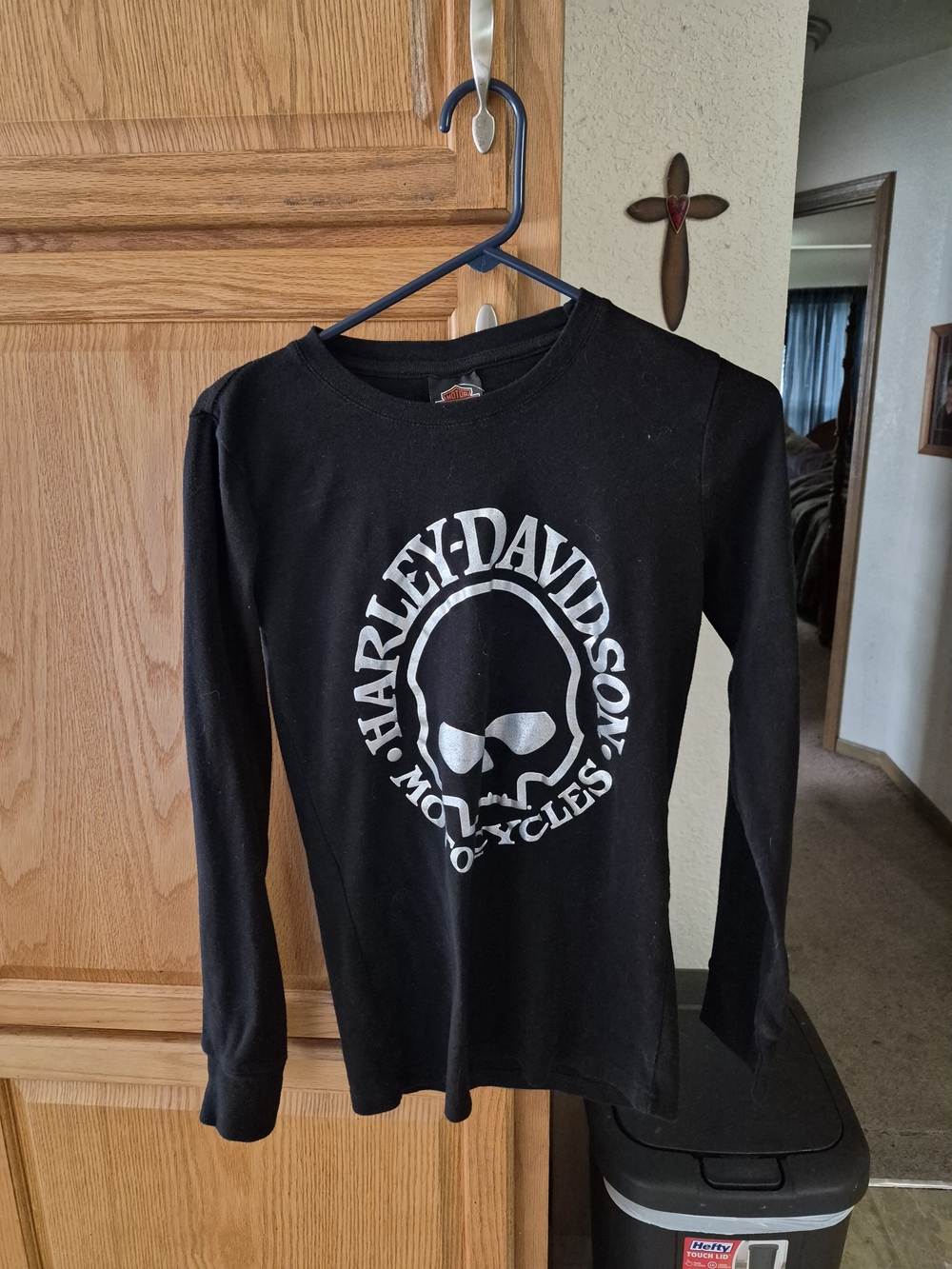 Harley-Davidson Ladies Black Long-Sleeve Skull Logo Tee